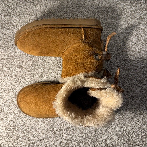 Ugg boots size 6; never worn, just have sat in closet. - Picture 2 of 3